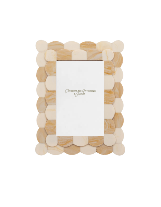 Scallop Frame - 2 Sizes