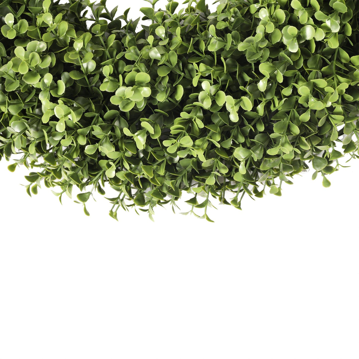 UV Boxwood Round 19” Wreath